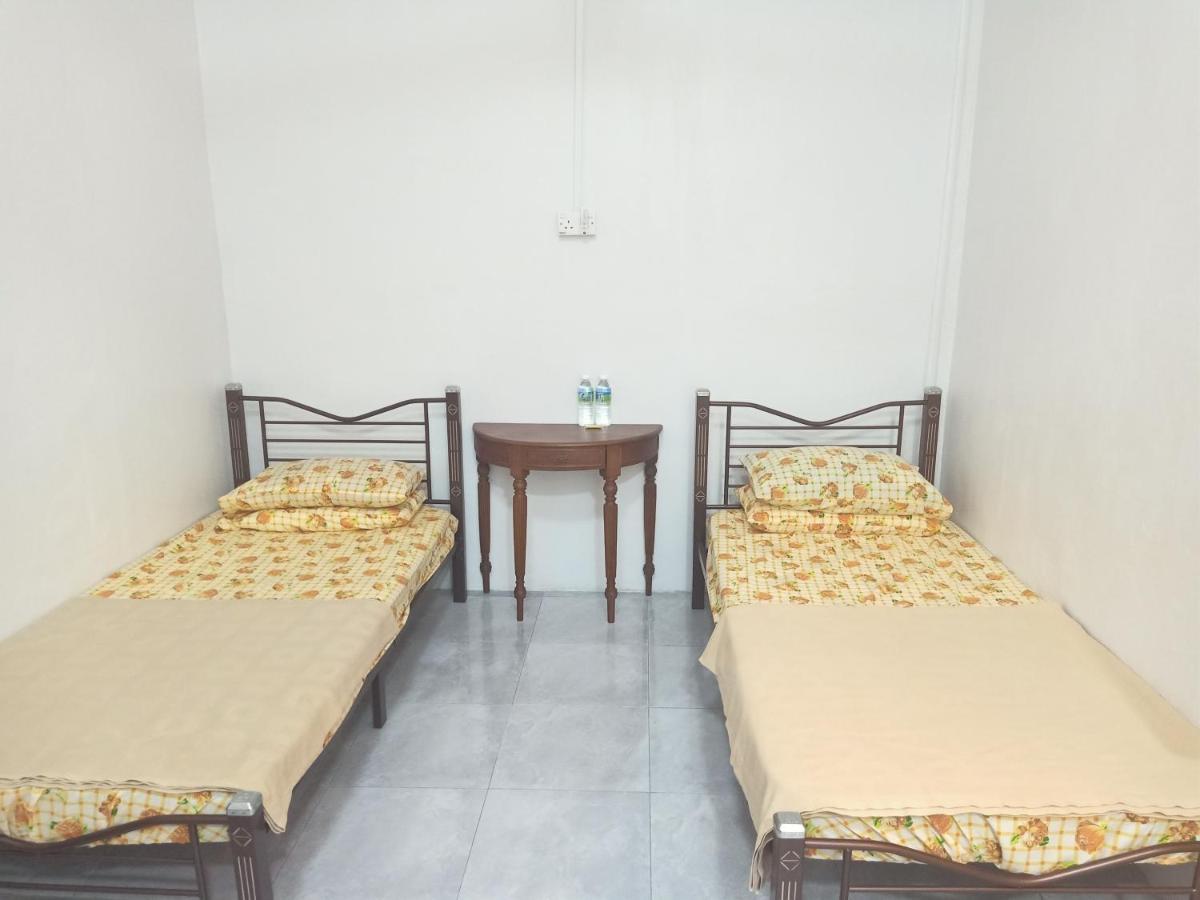 Homestay Roomstay Muar Srizahrani Ngoại thất bức ảnh