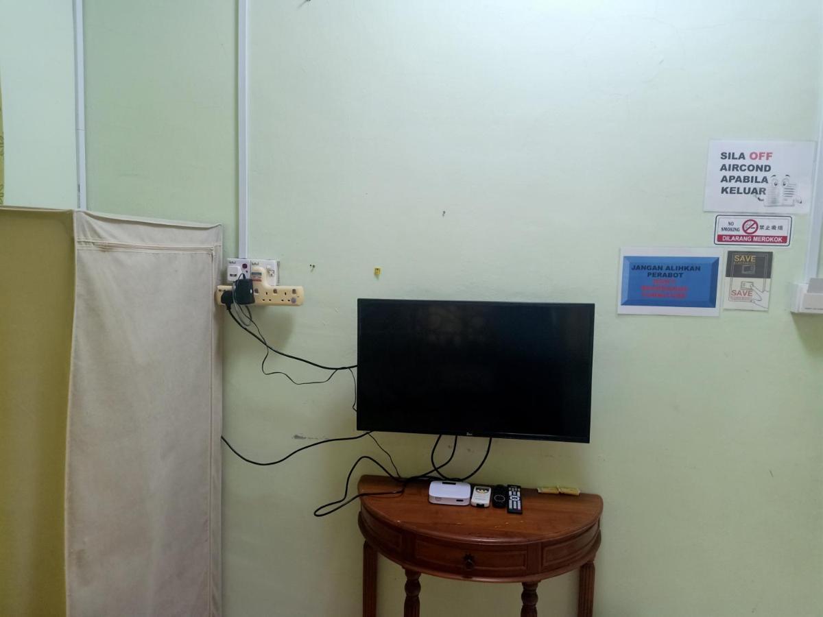 Homestay Roomstay Muar Srizahrani Ngoại thất bức ảnh