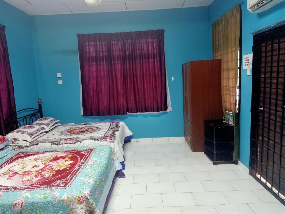 Homestay Roomstay Muar Srizahrani Ngoại thất bức ảnh