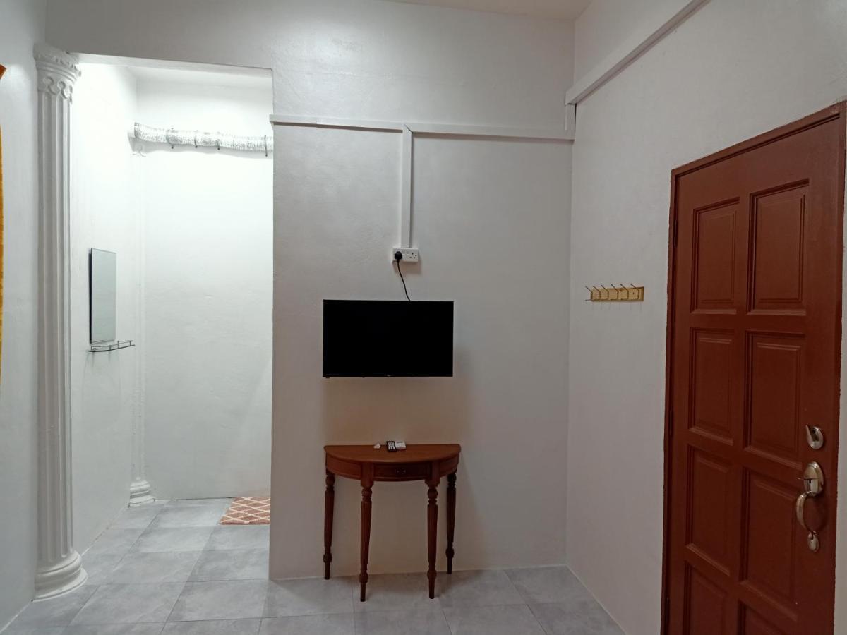 Homestay Roomstay Muar Srizahrani Ngoại thất bức ảnh